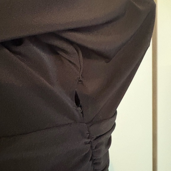 Tadashi Shoji Black Long Sleeve Gown - Picture 5 of 7